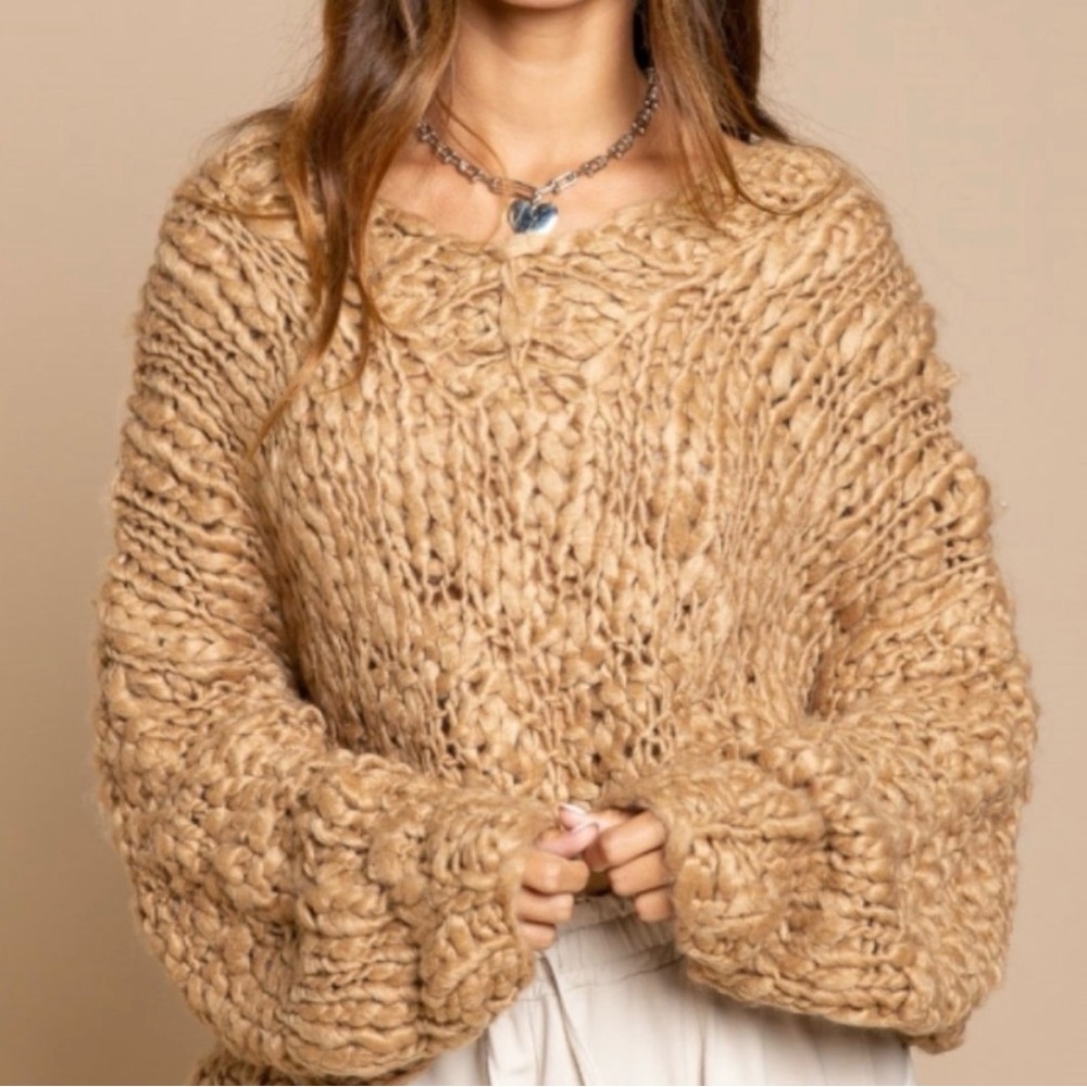 POL Chunky Knit V Neck Sweater